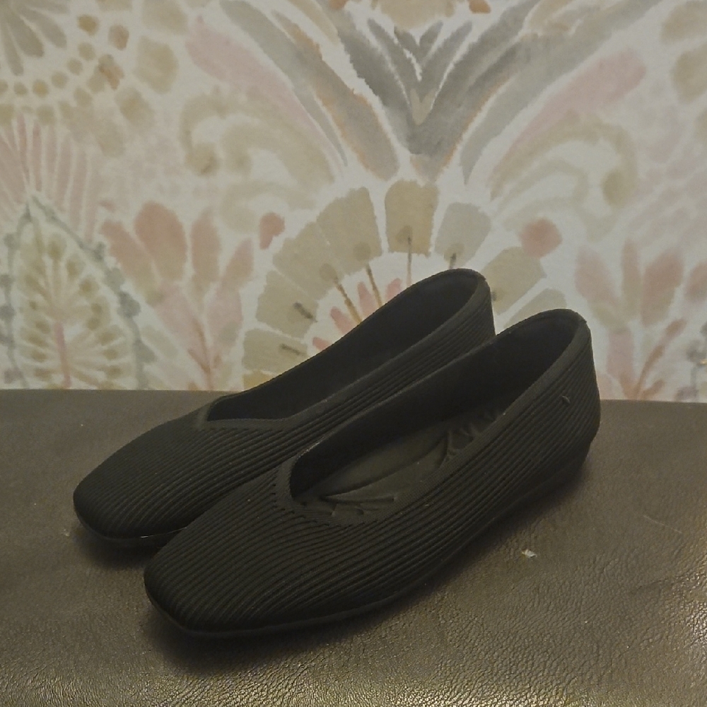 Classic Black Women's Loafers